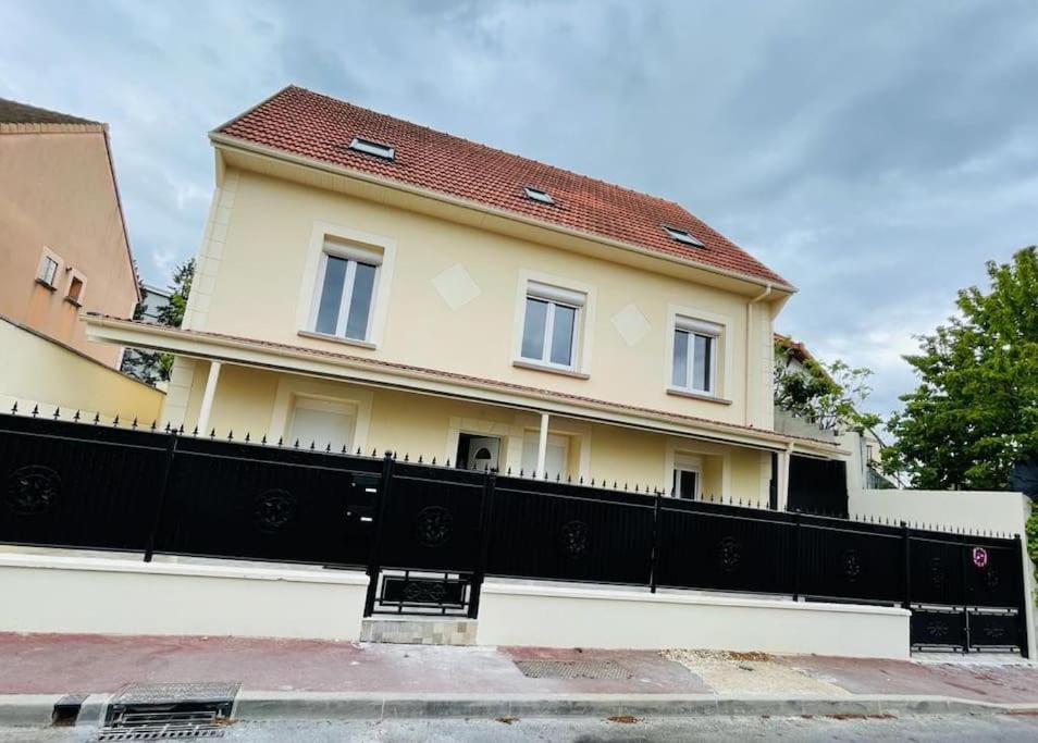 Best Holliday Home For Family Newly Renovated Garges-lès-Gonesse Exterior foto